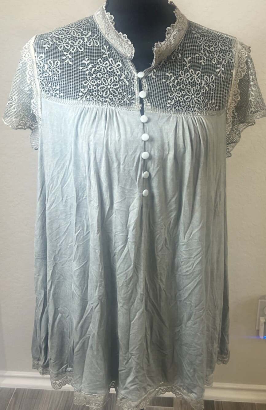Boutique Designer POL Sage  Green Lace Accented Boho Babydoll Top Sz Large